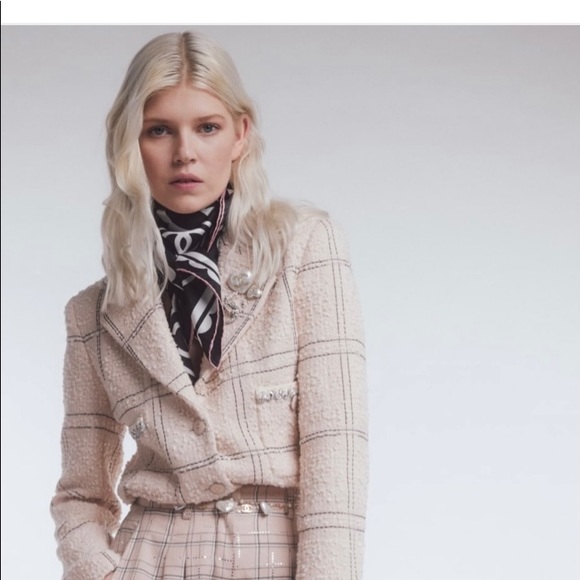Chanel 2022 pink tweed jacket - Picture 1 of 7